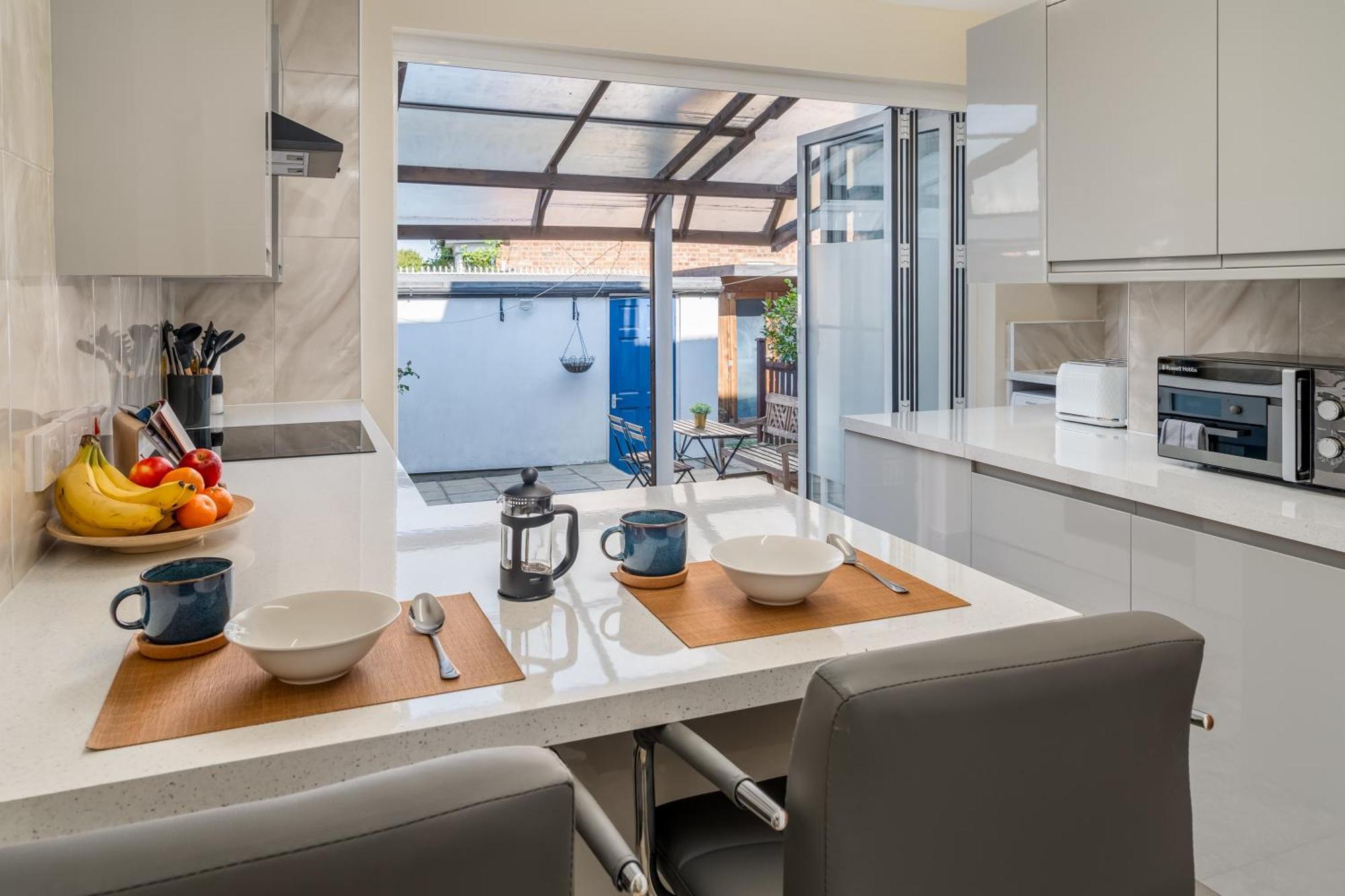 Homely And Stylish Apartment With A Garden In East Finchley Лондон Экстерьер фото