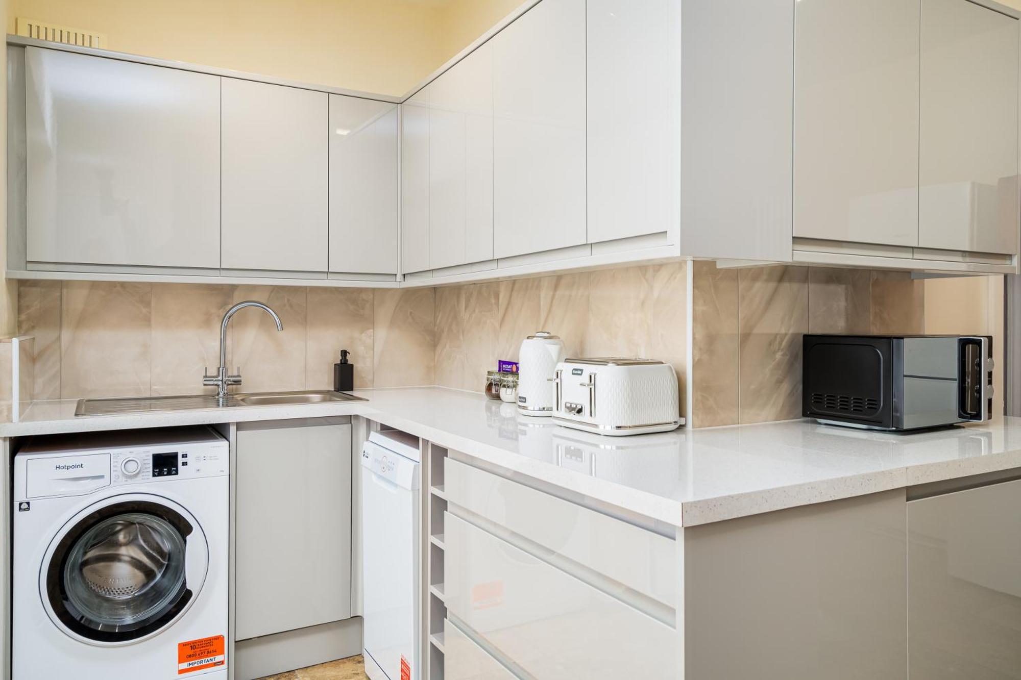 Homely And Stylish Apartment With A Garden In East Finchley Лондон Экстерьер фото